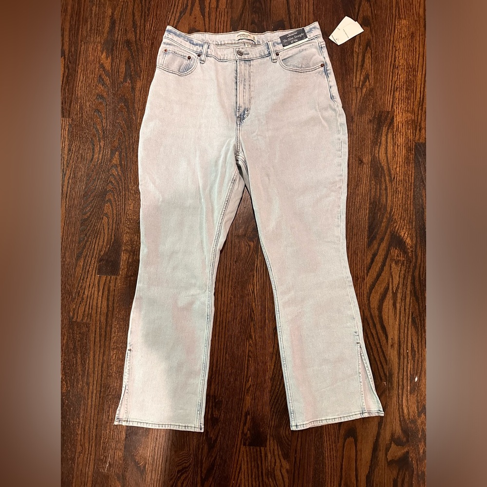 NWT Abercrombie Curve Love Jeans